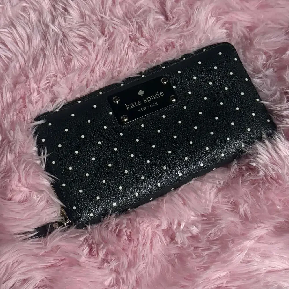 Kate Spade classic kate